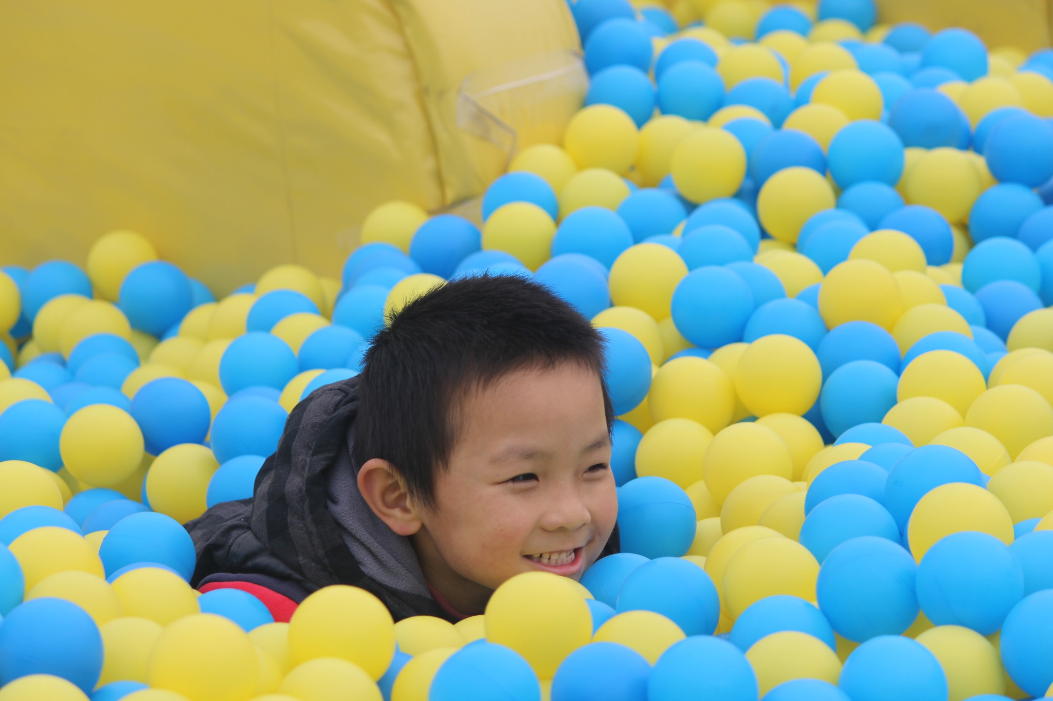 06a76b9a6ce44ddc2a77f4422fc5803d